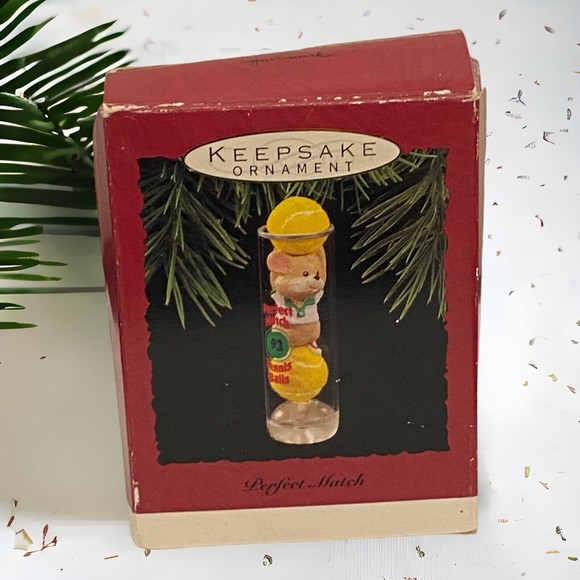 Hallmark Keepsake Ornament - 1993 - Perfect Match - Mouse Tennis Balls - Picture 7 of 10